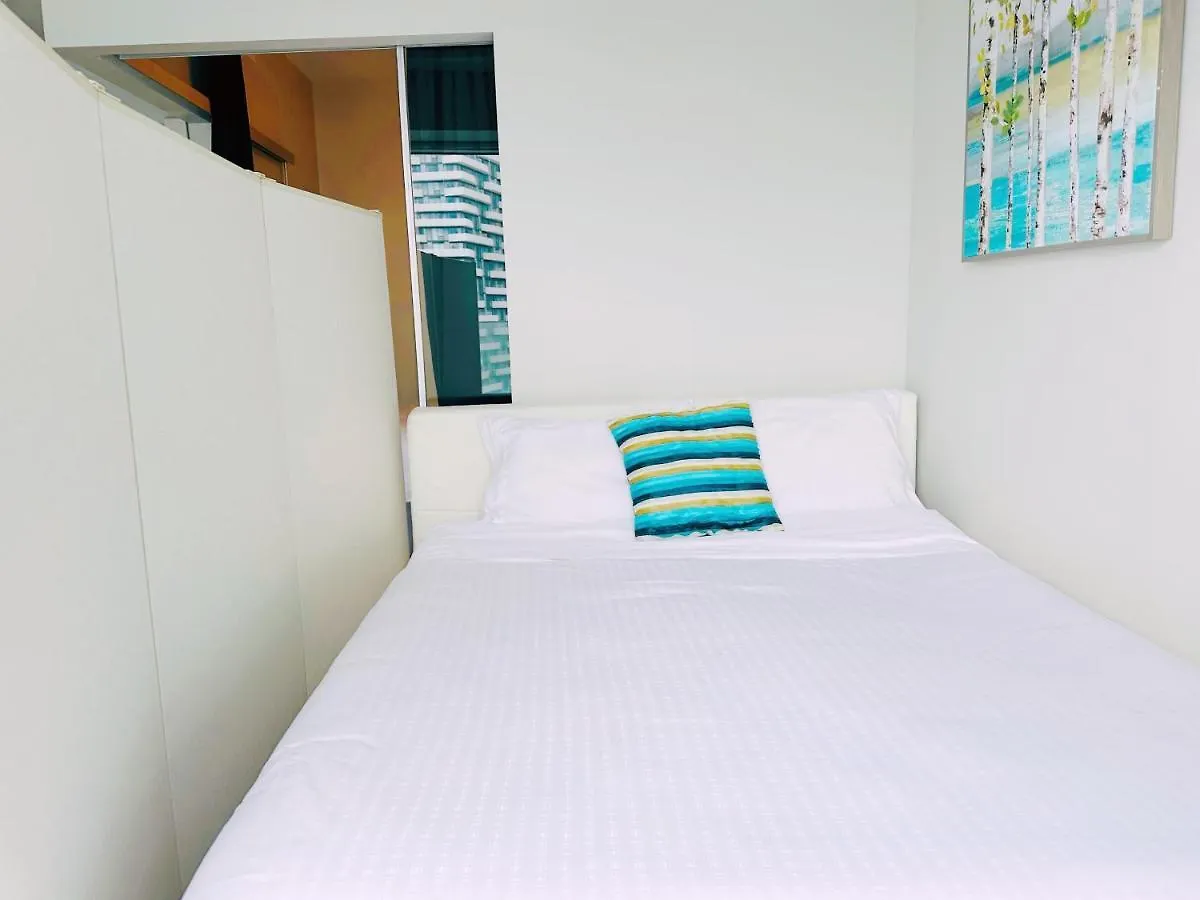 ホテル Comfort Opulence Suites Downtown 42Th Floor Suite With Lakeview トロント カナダ