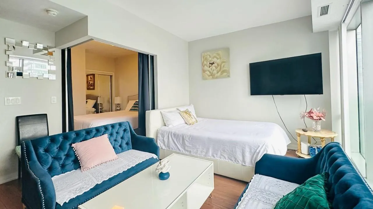 Comfort Opulence Suites Downtown 42Th Floor Suite With Lakeview トロント カナダ